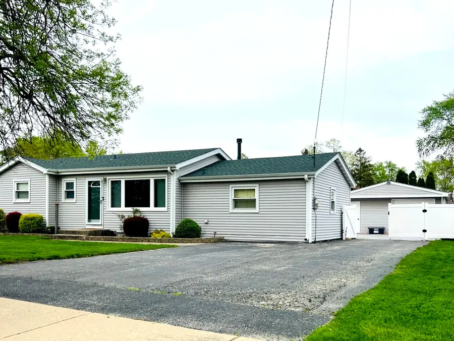 8605 Leclaire Avenue, Burbank, IL 60459 - #2