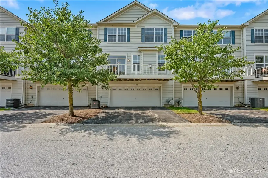 1005 Alberta Road, Elgin, IL 60124 - #2