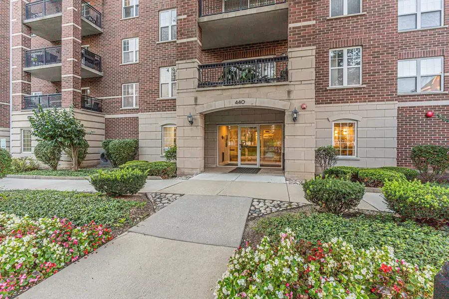 440 W Mahogany Court #312, Palatine, IL 60067 - #2