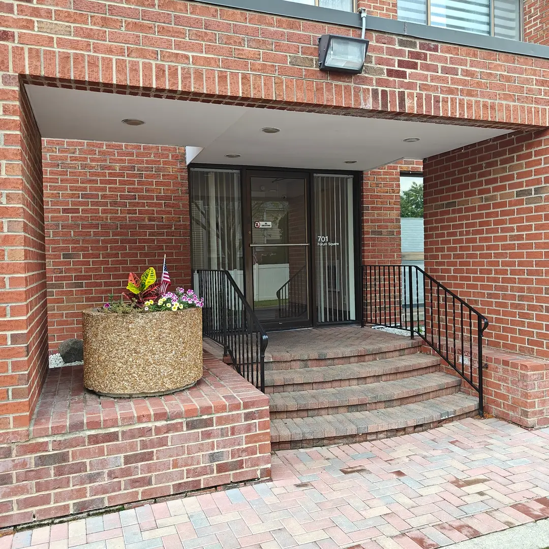 701 Forum Square #106, Glenview, IL 60025 - #1