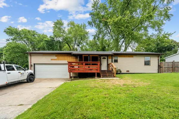 4 Brown Drive, Fairview Heights, IL 62208