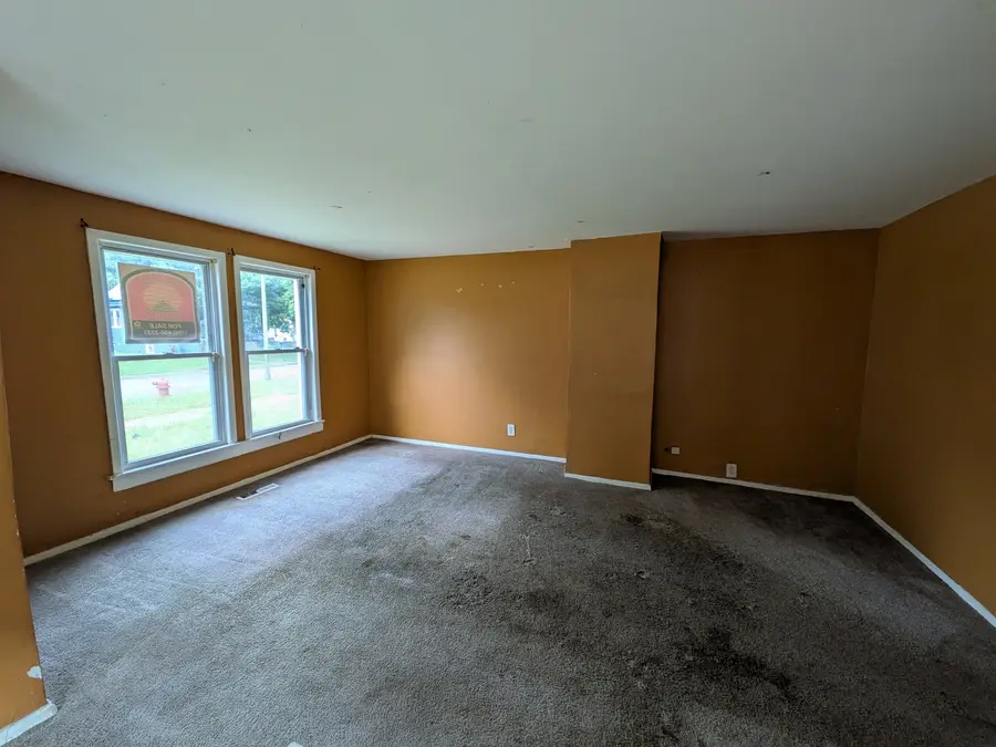 11833 S Harvard Avenue, Chicago, IL 60628 - #2