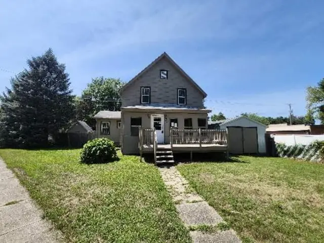 226 S Bluff Street, South Beloit, IL 61080 - #2
