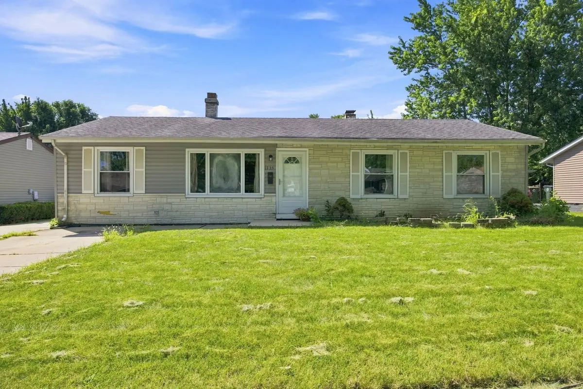1725 Evergreen Avenue, Hanover Park, IL 60133 - #1