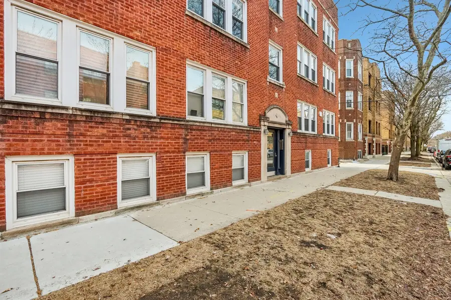 2609 W Gunnison Street #3, Chicago, IL 60625 - #2