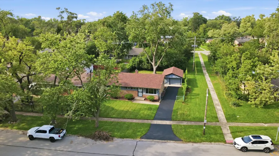 3036 Wilshire Avenue, Markham, IL 60428 - #3