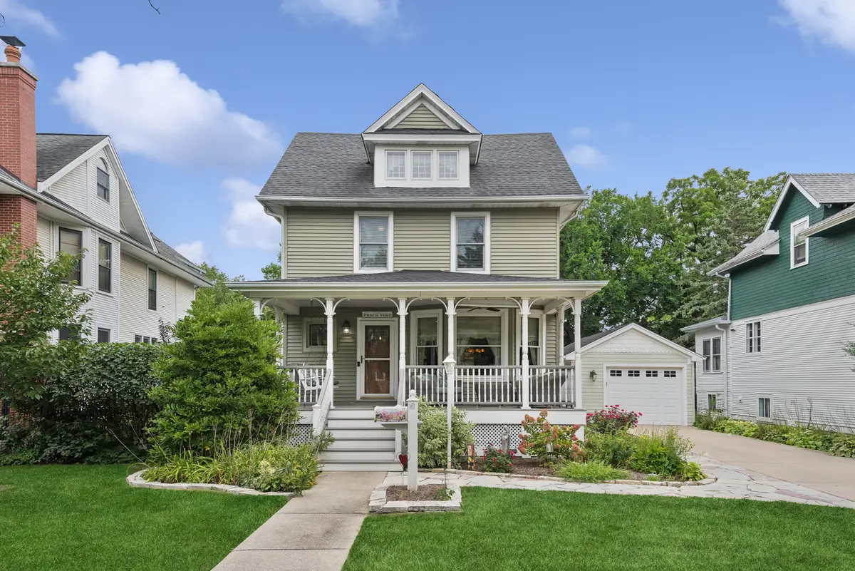 5909 N East Circle Avenue N, Chicago, IL 60631 - #1