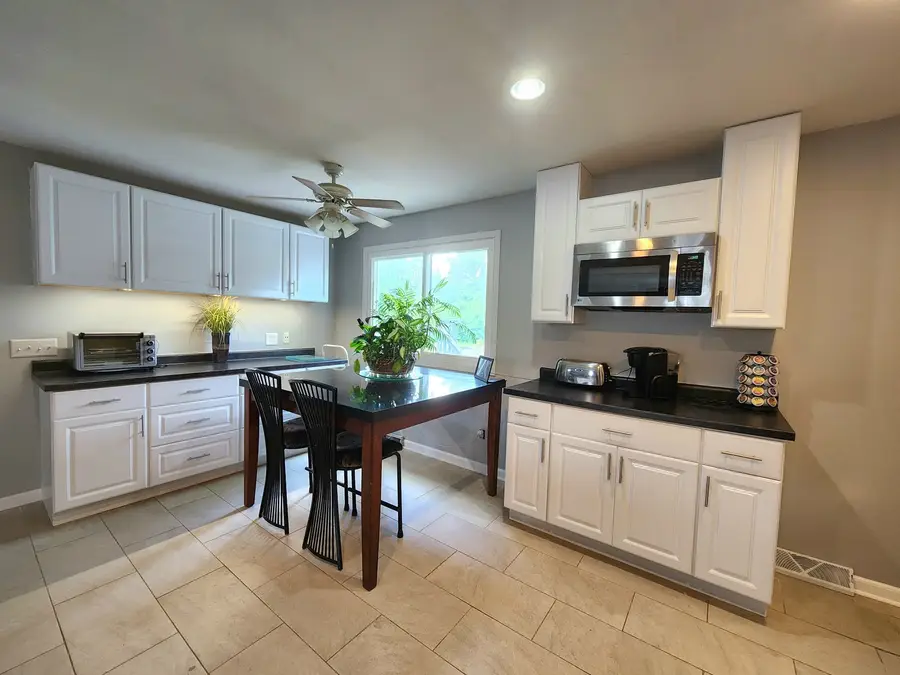 2412 Durness Court, Crest Hill, IL 60403 - #3