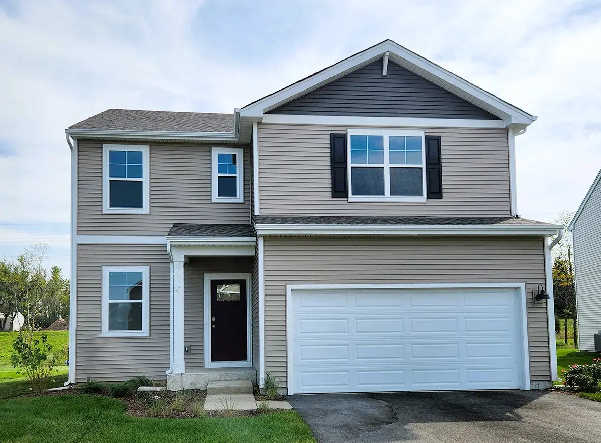 985 Emerald Drive, Montgomery, IL 60538 - #1