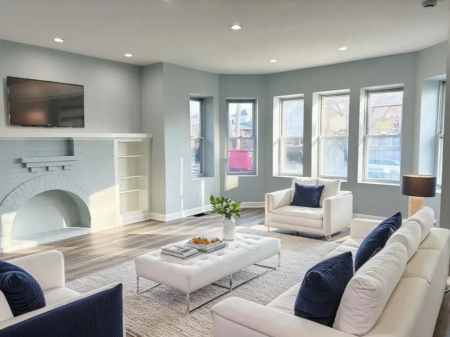 8630 S Bishop Street, Chicago, IL 60620 - #2