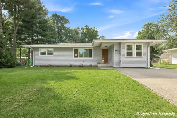 4707 William Street, McHenry, IL 60051
