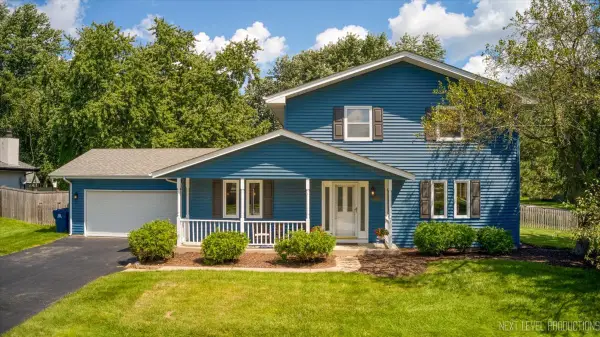 2308 Flambeau Drive, Naperville, IL 60564