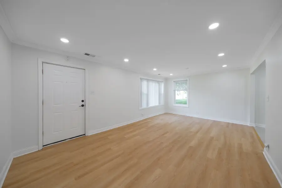 120 Marquette Street, Park Forest, IL 60466 - #3