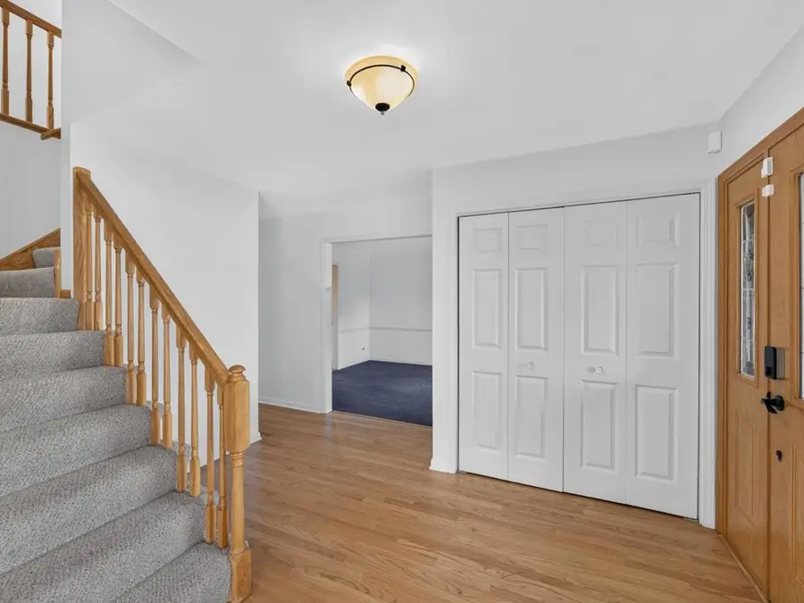 9S565 S Allison Court S, Willowbrook, IL 60527 - #2