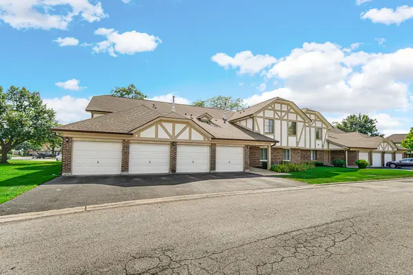 9151 Sutton Court #93, Orland Park, IL 60462