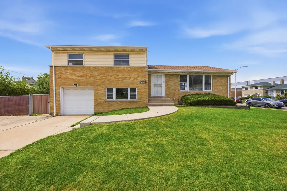 1670 N 5th Avenue, Melrose Park, IL 60160 - #1
