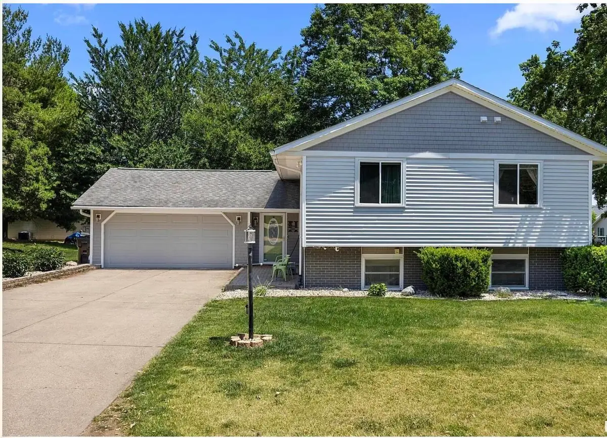 212 N Ostrom Avenue, Princeville, IL 61559 - #1