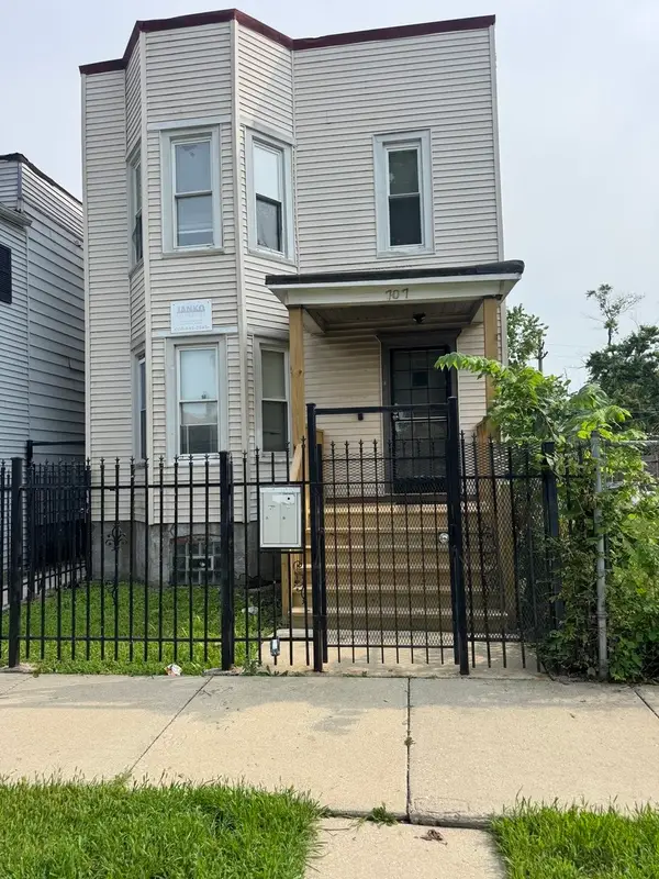 707 E 92nd Place, Chicago, IL 60619