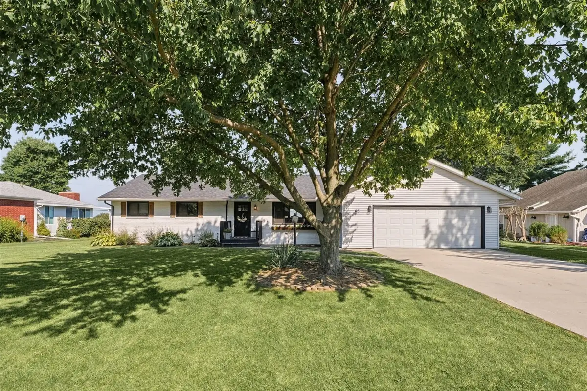 65 Chestnut Court, Champaign, IL 61822 - #1