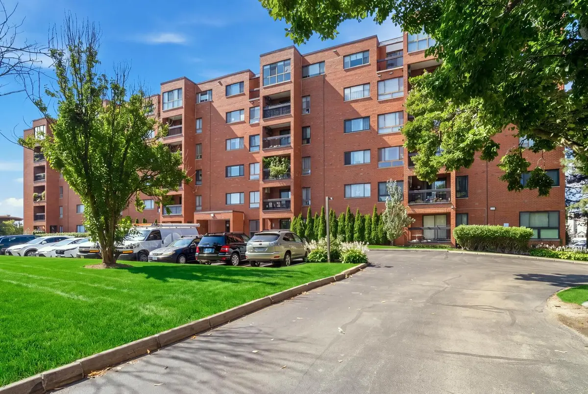 Address Withheld By Seller, Glenview, IL 60025 - #1