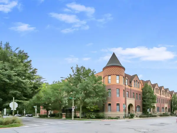 170 N Marion Street #14, Oak Park, IL 60302