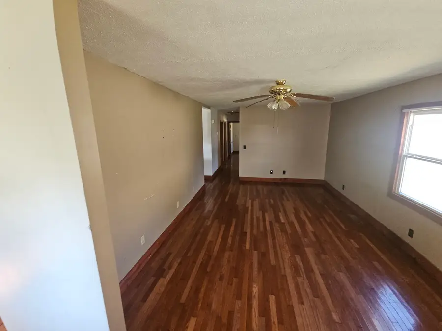 315 Marteeny Street, Mount Vernon, IL 62864 - #3