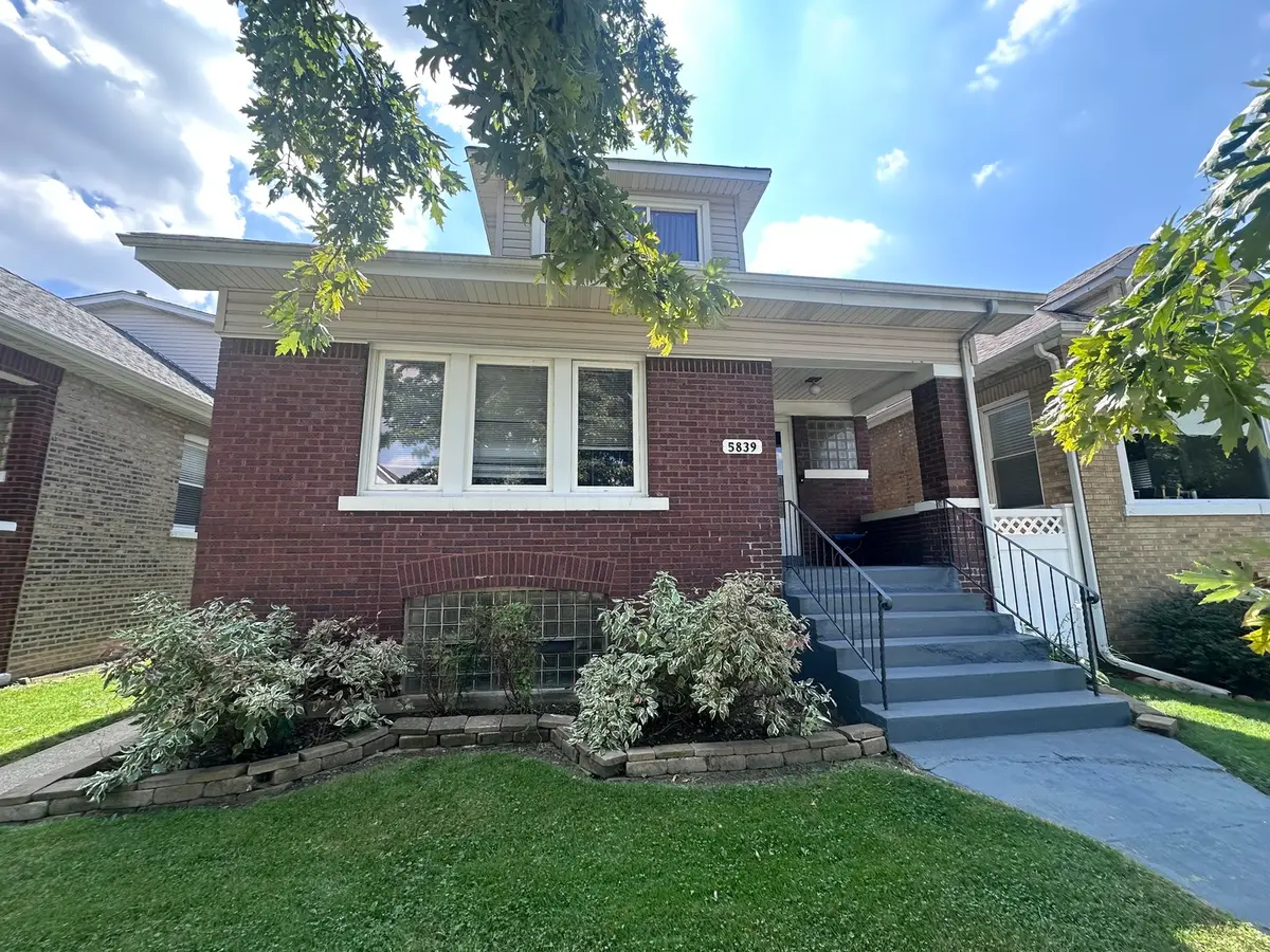 5839 W Eastwood Avenue, Chicago, IL 60630 - #1