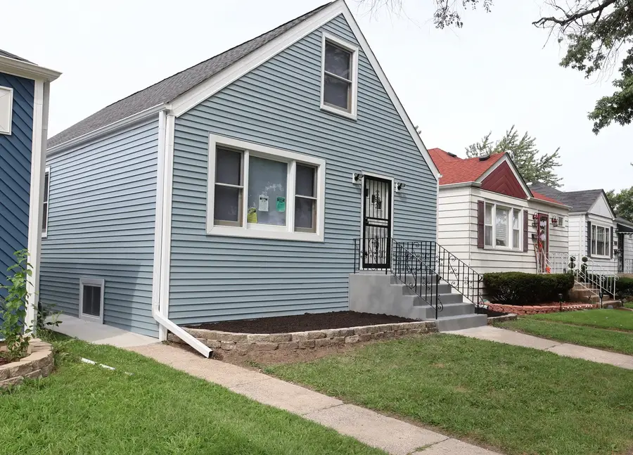 12414 S Aberdeen Street, Calumet Park, IL 60827 - #3