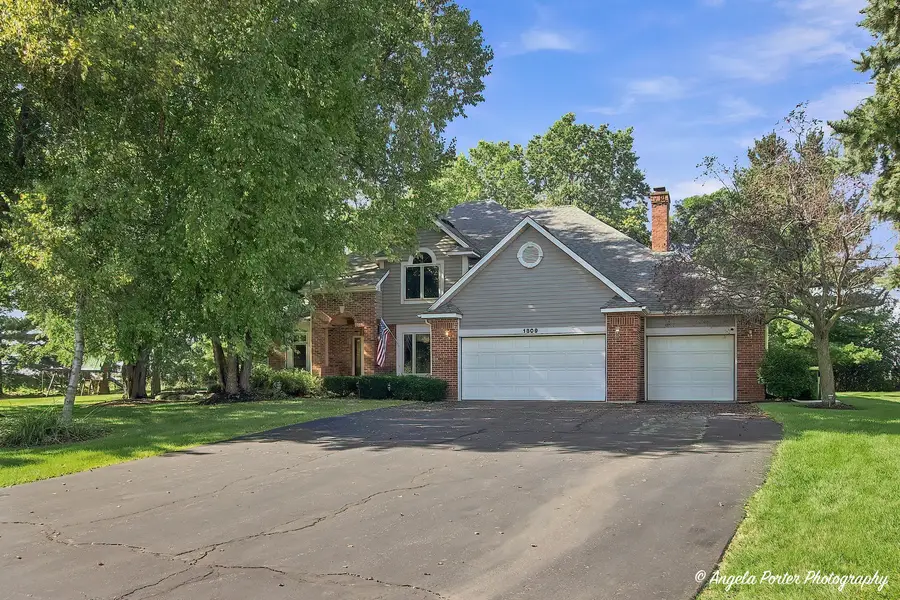 1809 Elm Street, Spring Grove, IL 60081 - #2