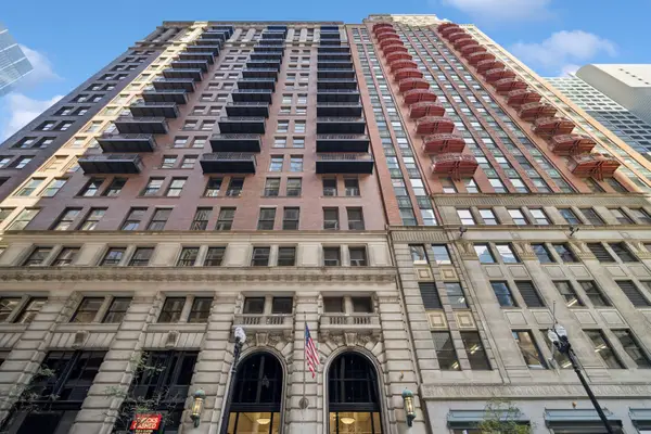212 W Washington Street #1504, Chicago, IL 60606