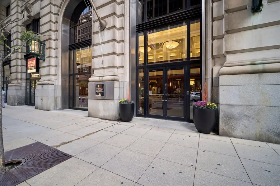 212 W Washington Street #1504, Chicago, IL 60606 - #2