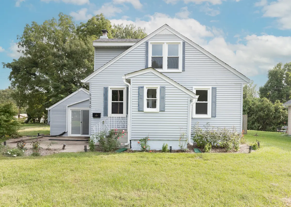 5320 33rd Avenue, Moline, IL 61265 - #1