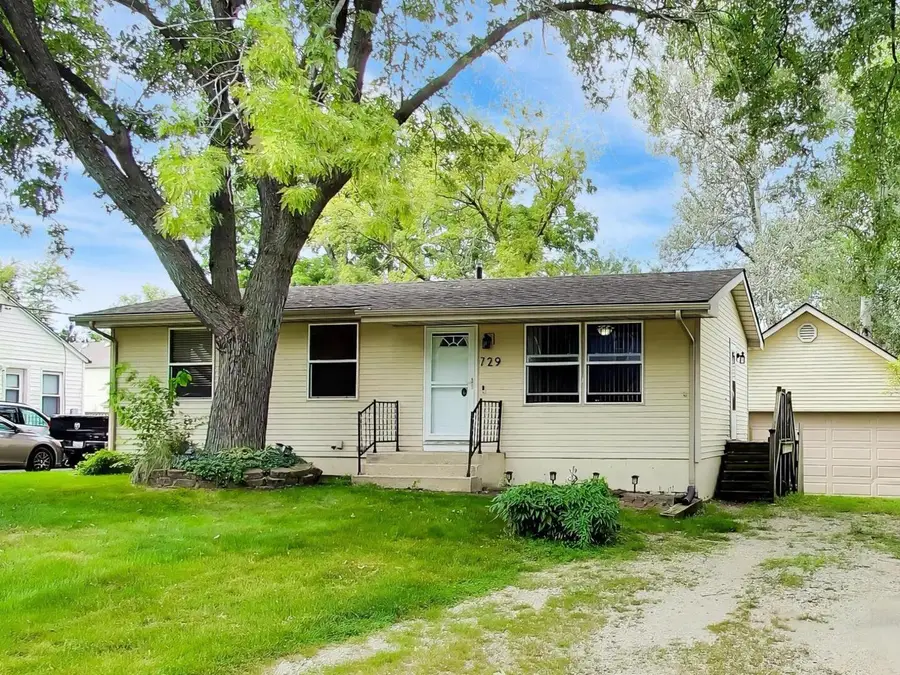 729 Brink Street, Woodstock, IL 60098 - #2
