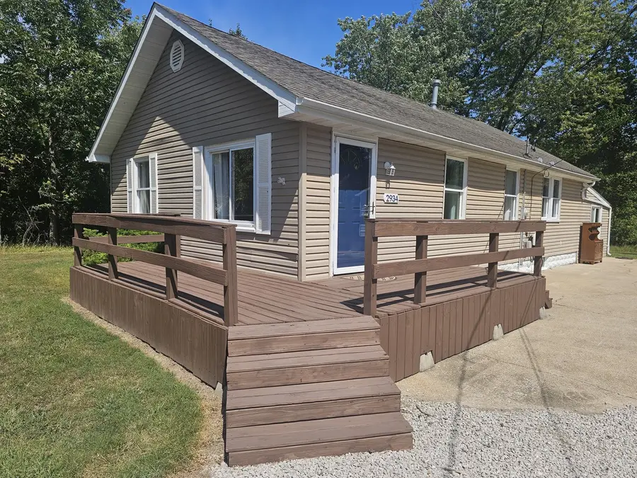 2934 Brownsville Road, Mount Vernon, IL 62864 - #2