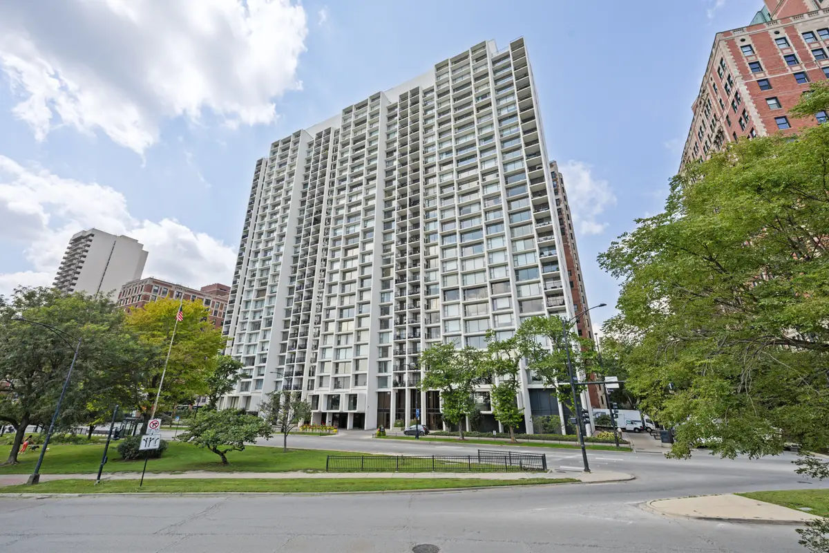 3200 N Lake Shore Drive #2604, Chicago, IL 60657 - #1