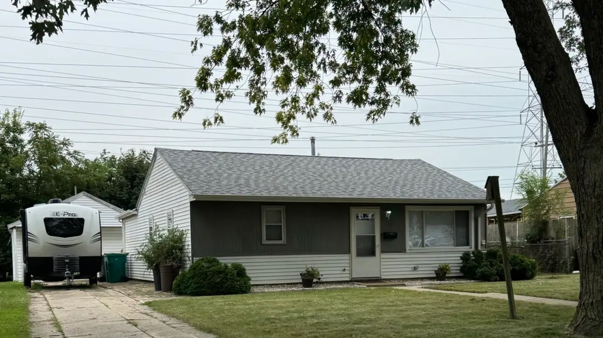 302 Notre Dame Avenue, Joliet, IL 60436 - #1