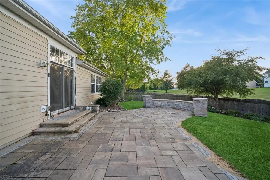 332 Red Rock Lane, Elgin, IL 60124 - #3