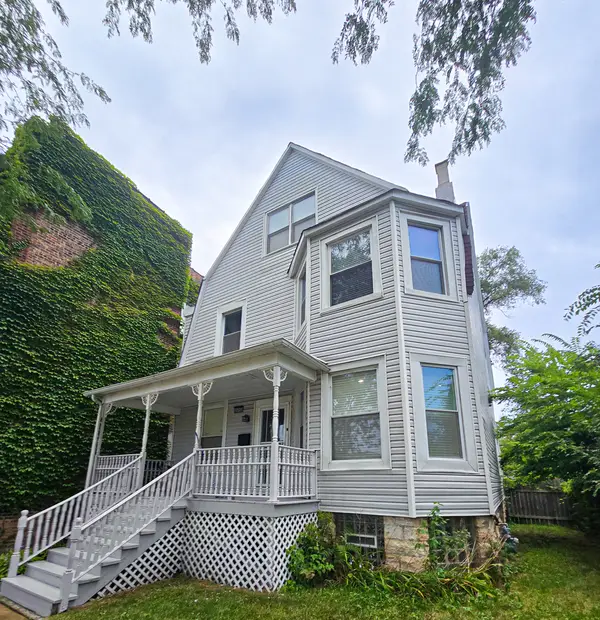 Address Withheld By Seller, Chicago, IL 60649