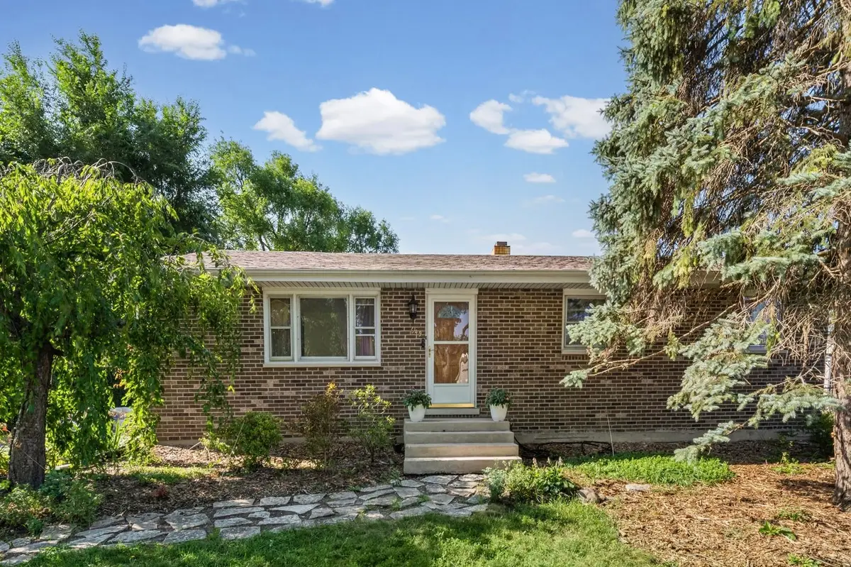 645 Flagstaff Lane, Hoffman Estates, IL 60169 - #1