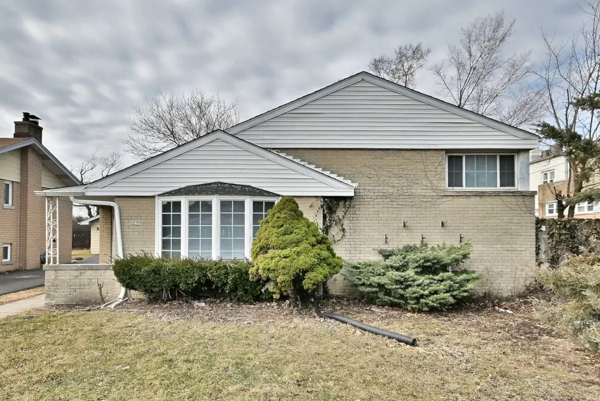 7142 N Keating Avenue, Lincolnwood, IL 60712 - #1
