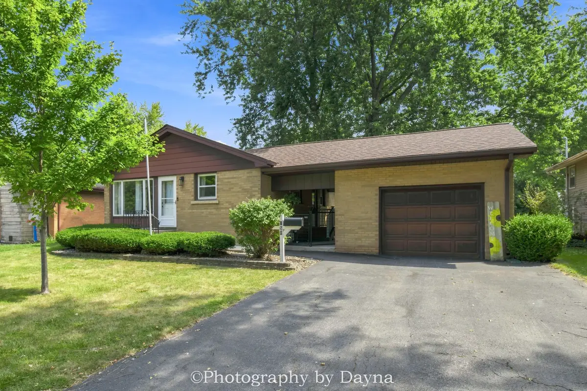 254 W Country Court, Bourbonnais, IL 60914 - #1