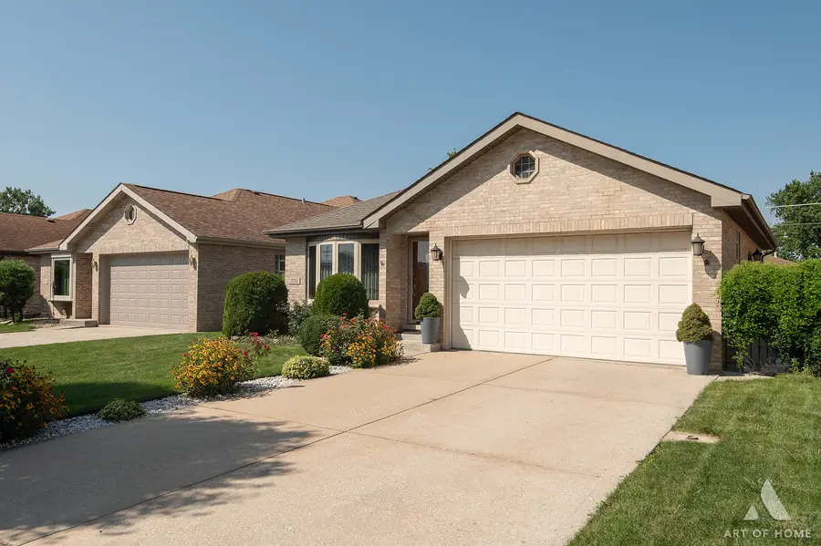 7712 Parkside Avenue, Burbank, IL 60459 - #2