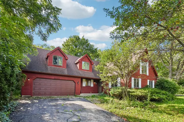 3007 Garden Lane, Crystal Lake, IL 60012