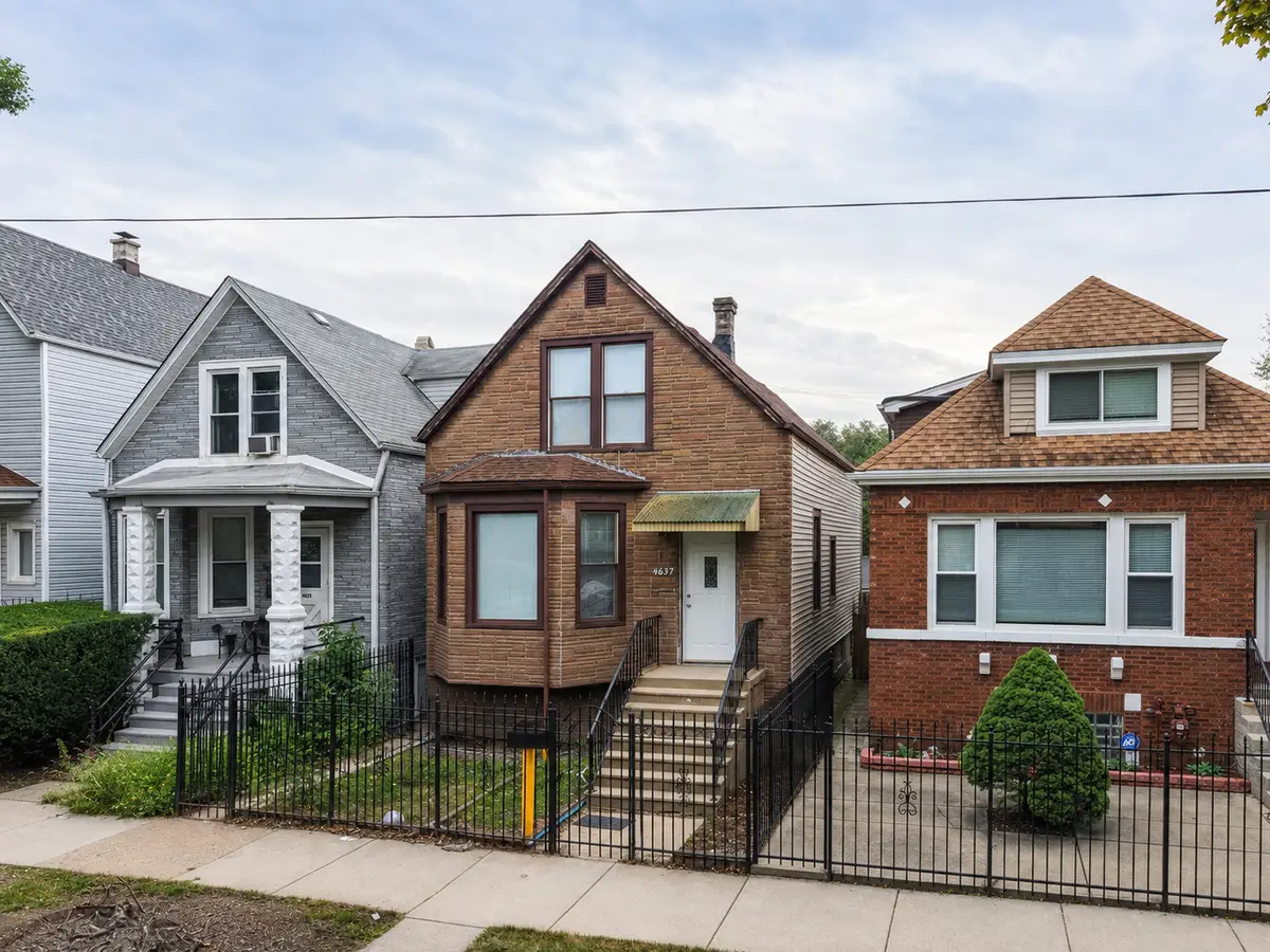 4637 W Mclean Avenue, Chicago, IL 60639 - #1