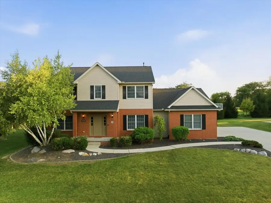 409 Whispering Pines Cc Lane, Normal, IL 61761 - #2