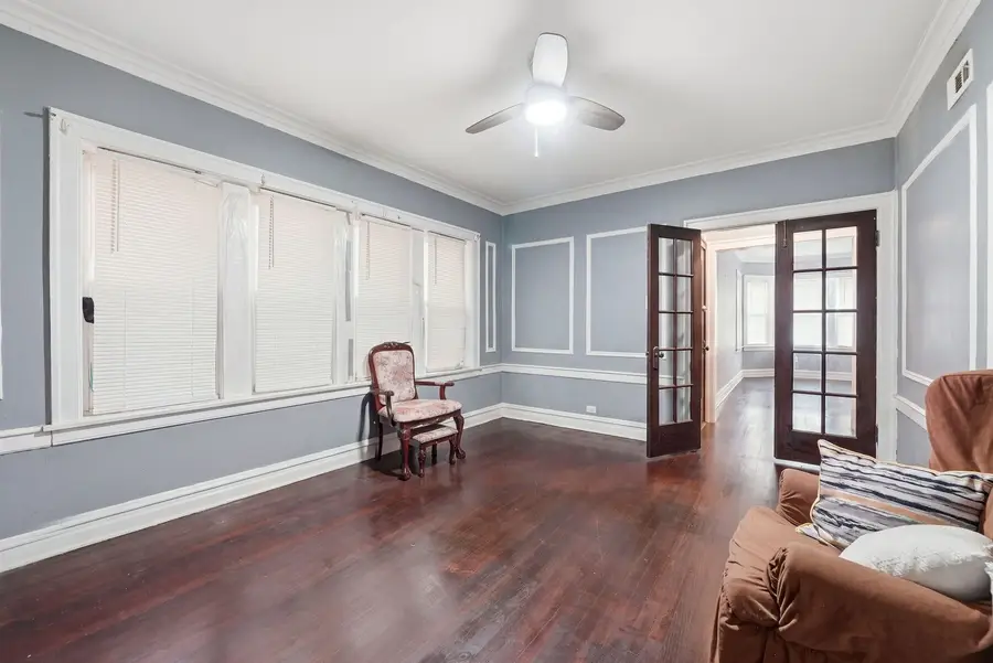 8038 S Maryland Avenue, Chicago, IL 60619 - #3