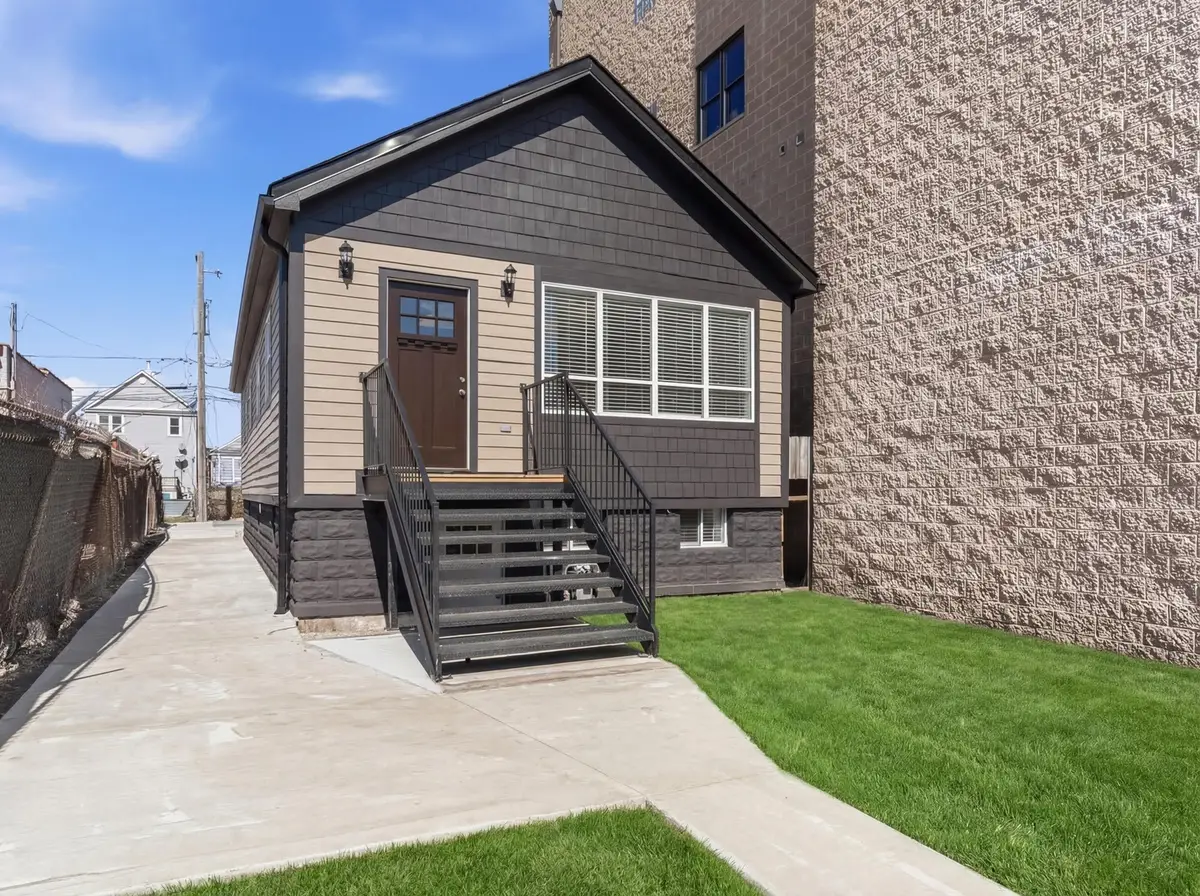 638 W 47th Street, Chicago, IL 60609 - #1