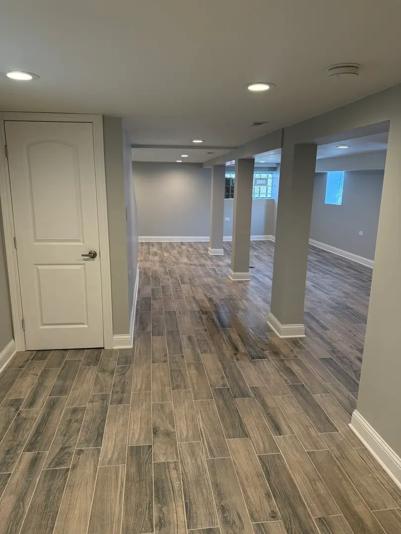 7846 S Saint Lawrence Avenue, Chicago, IL 60619 - #3