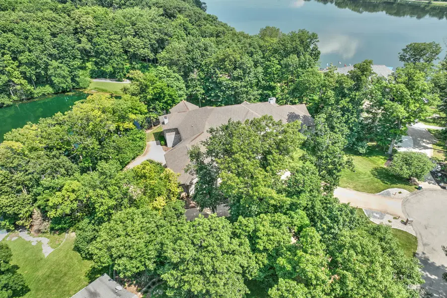 4180 S Lake Court, Decatur, IL 62521 - #3
