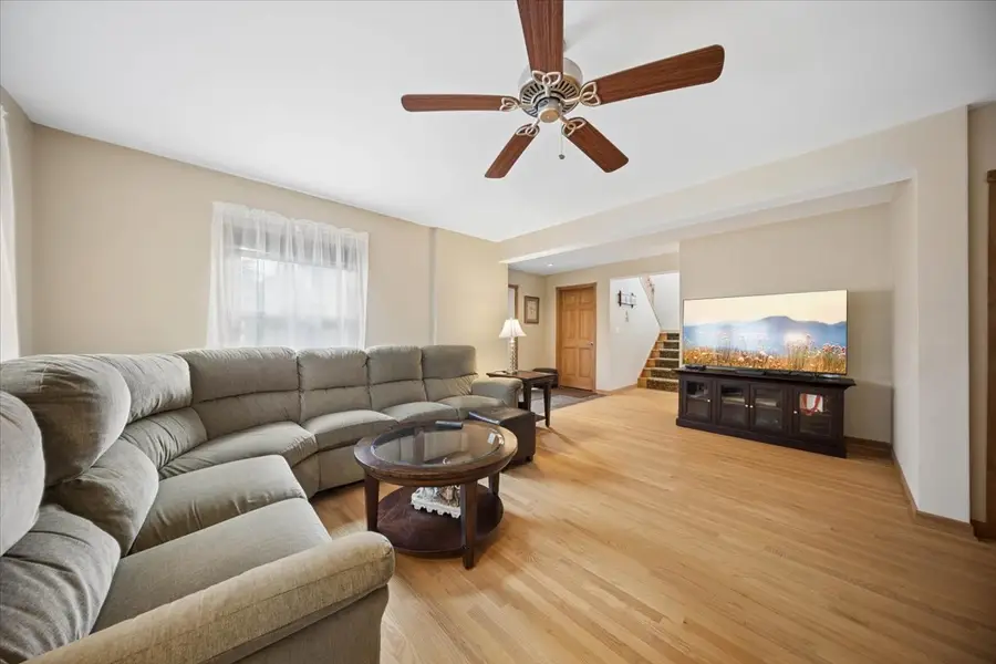 2158 Elmira Avenue, Des Plaines, IL 60018 - #3